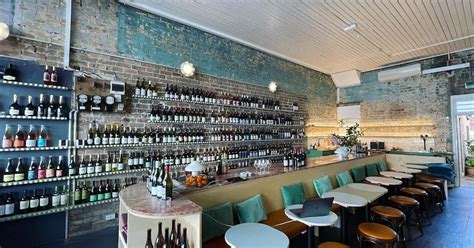 wine bars newtown.